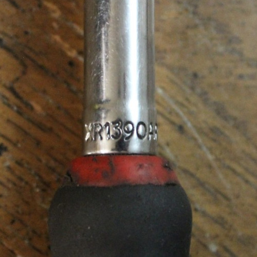 Mac Tools XR1390APA 3/8″ Drive Ratchet Axis Comfort Handle Red Black 12.5″ long