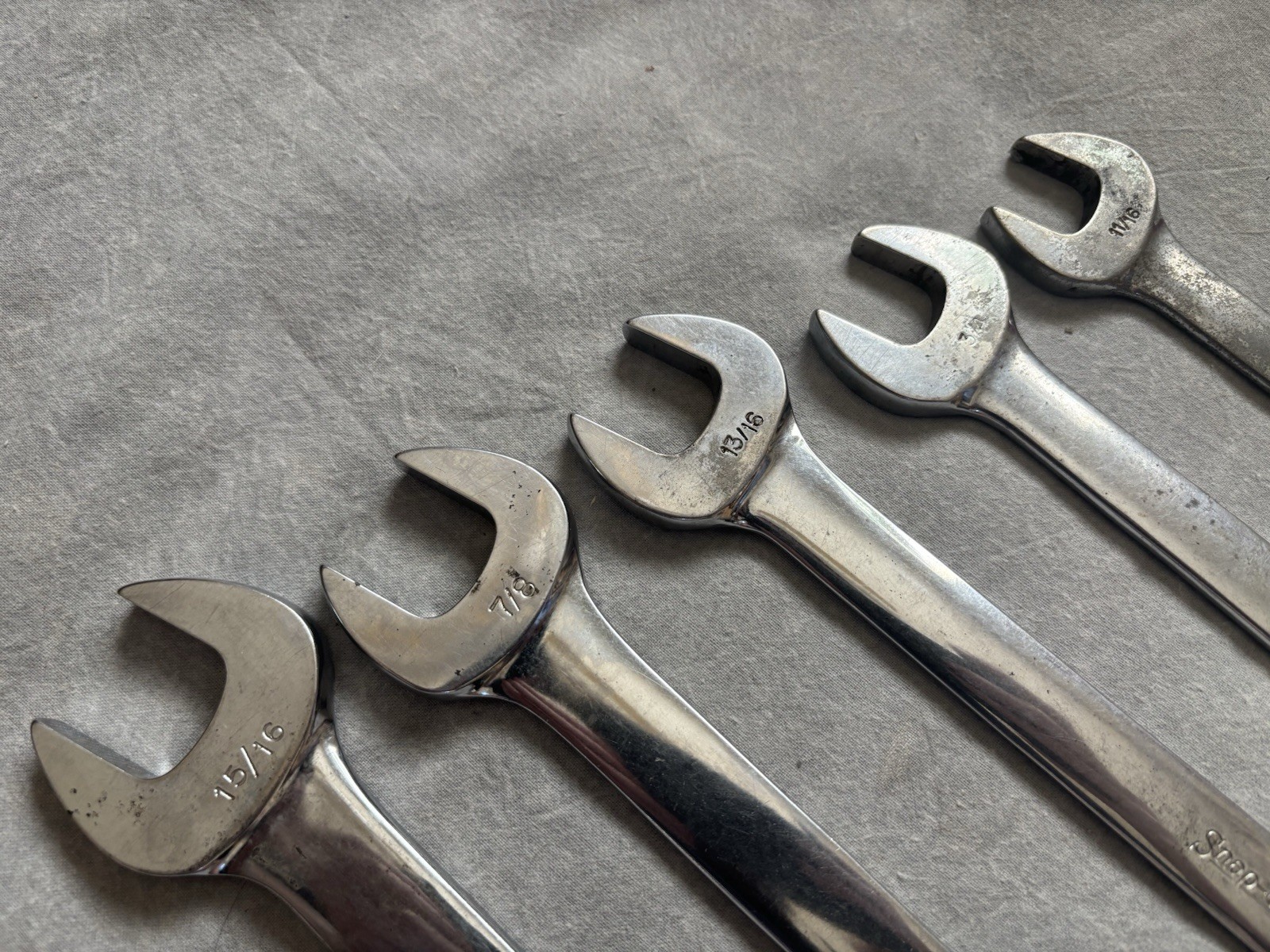 Snap On Wrenches 5 Pieces 12 Point Mechanics 11/16″ to 15/16”