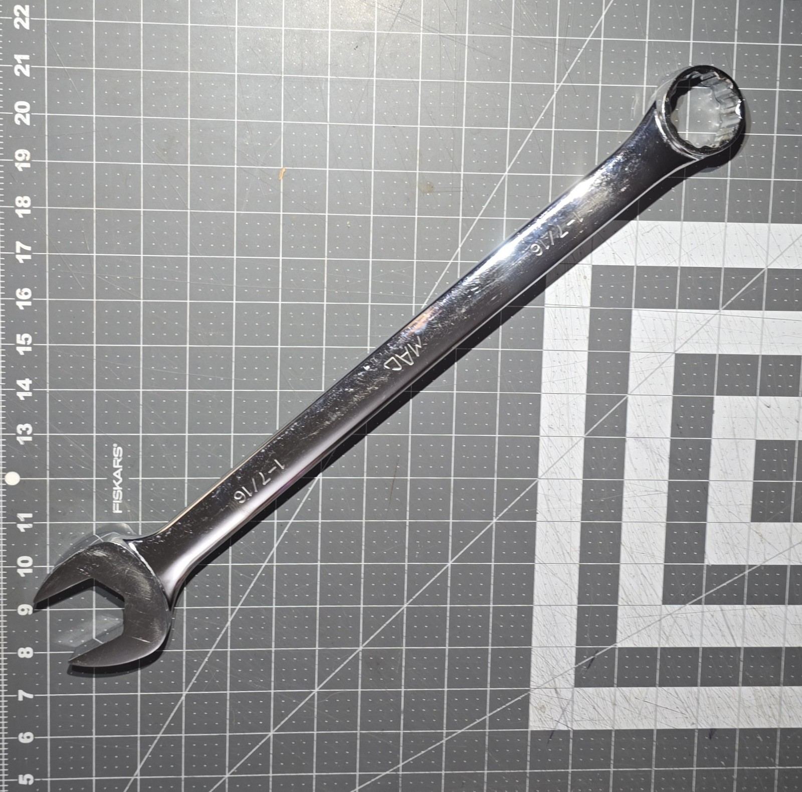 MAC Tools CL46R Chrome Polished Jumbo Combination Wrench 1-7/16″ SAE Extra Long