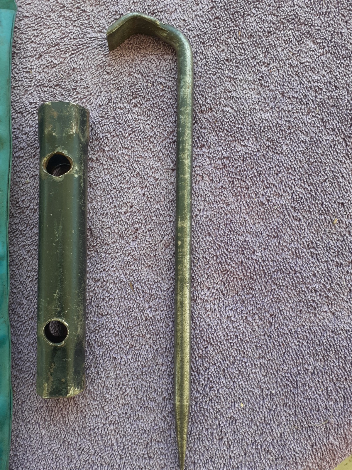 Triumph Tool Bag Kit Lug wrench TR3 TR4 ????