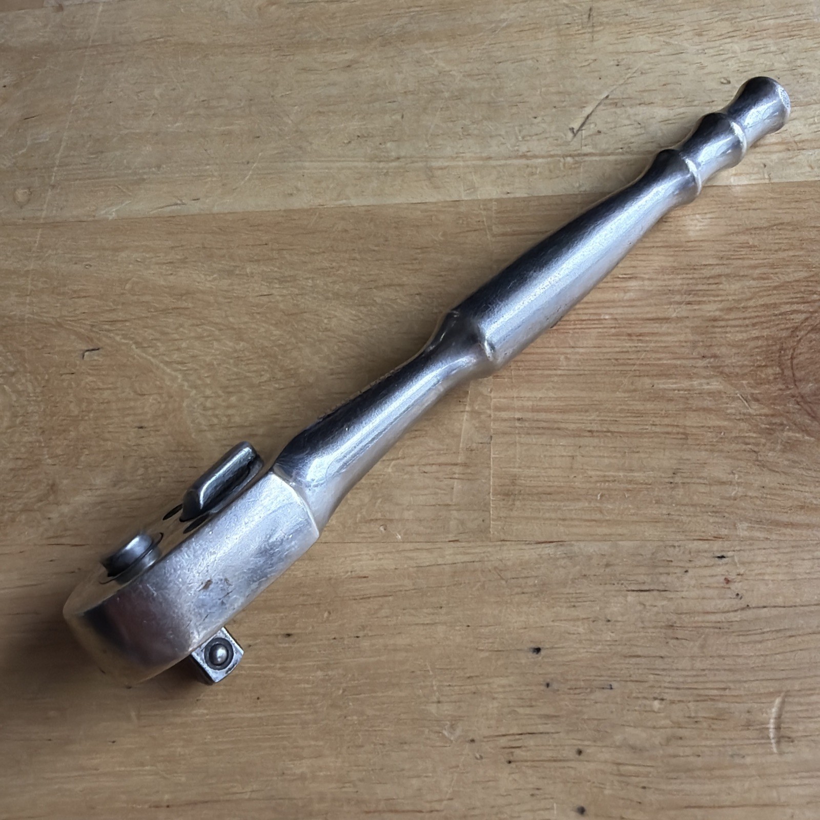 Blue Point Tools 5.5″ Long Ratchet 1/4″ Drive W/ Quick Release BPRT936