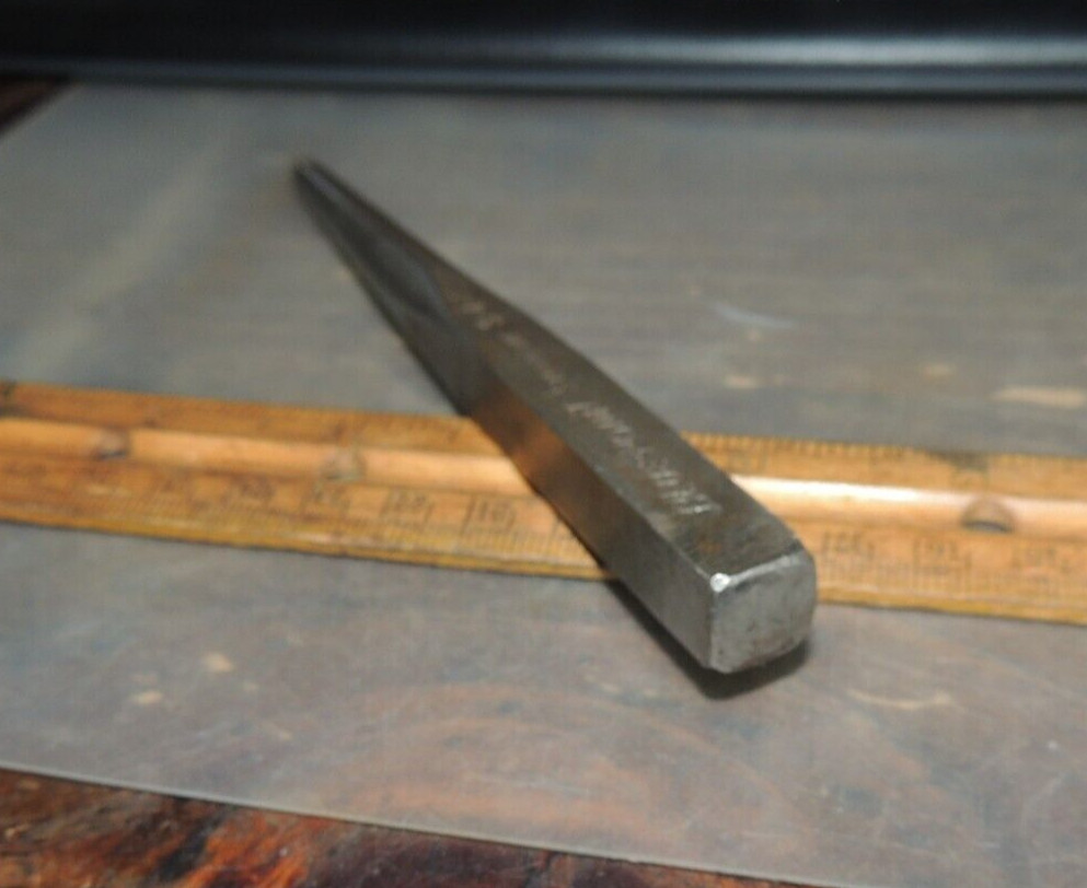 Vintage Blue-Point Supreme CENTER PUNCH S-4-C, 1947 DATE CODE 6″ LONG, USA MADE