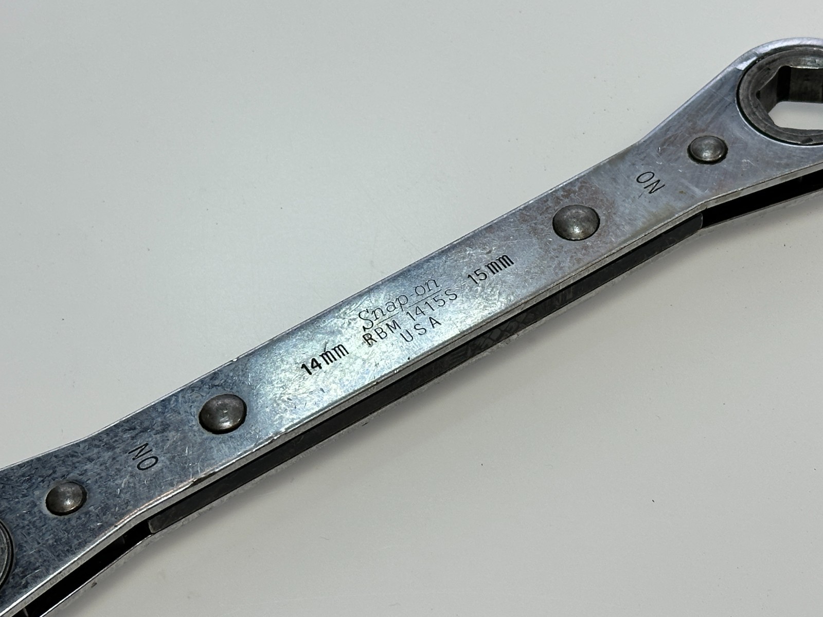 Snap-on USA RBM1415S 14mm X 15mm Ratcheting 6 Point Box End Wrench, 0° Offset