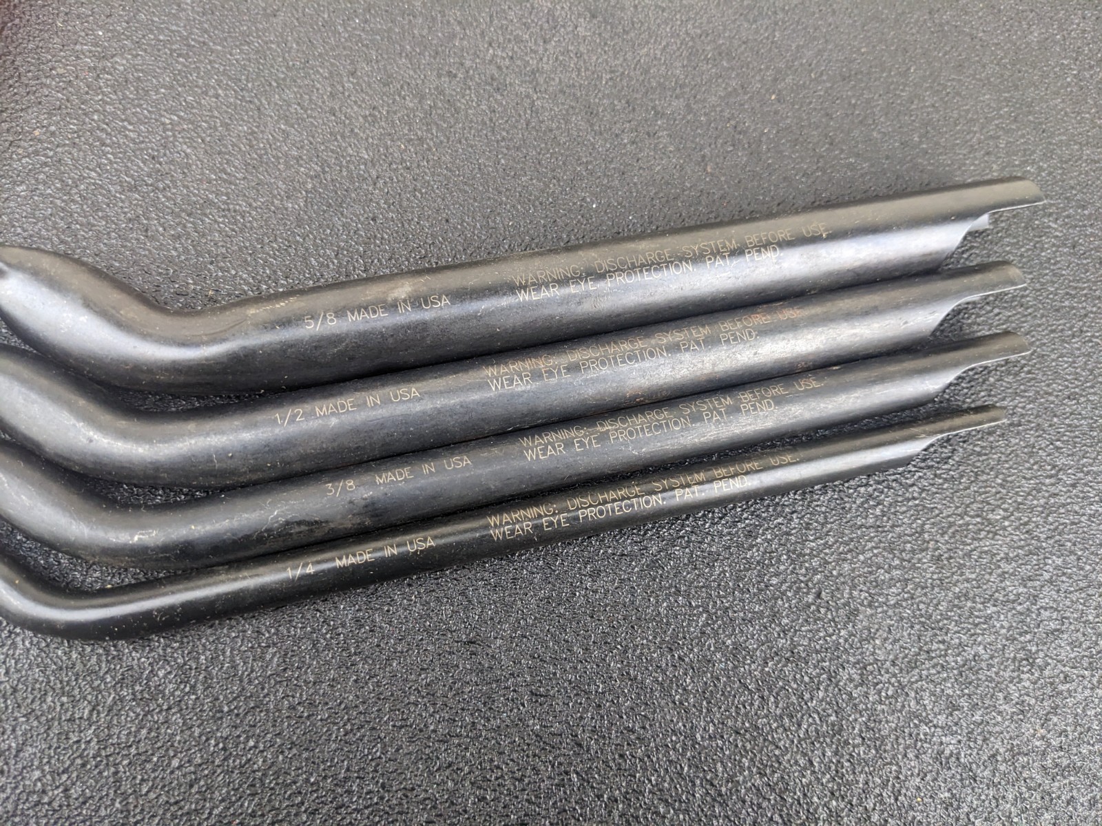 #bm776 Lisle 42400 4 Piece Air Line Disconnect Set for Truck air Systems