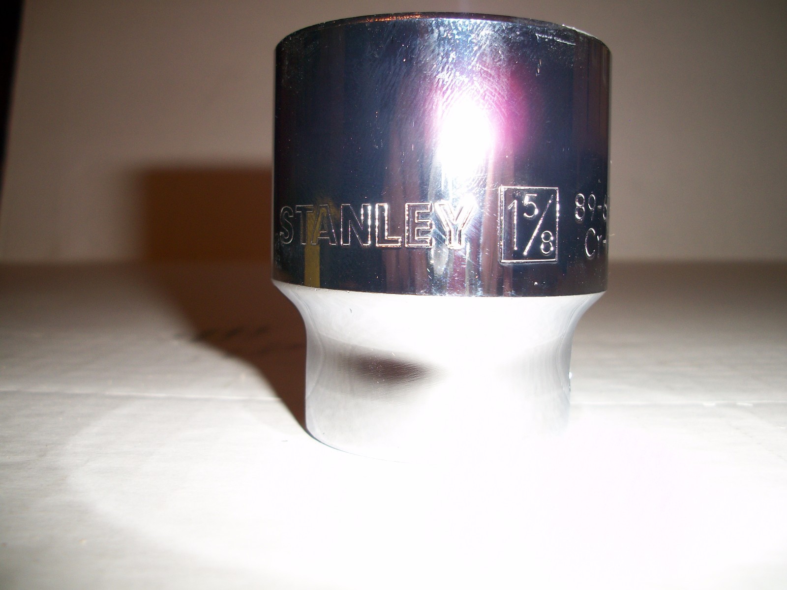 NEW STANLEY 3/4 in Drive 1-5/8 inch 12 Point socket