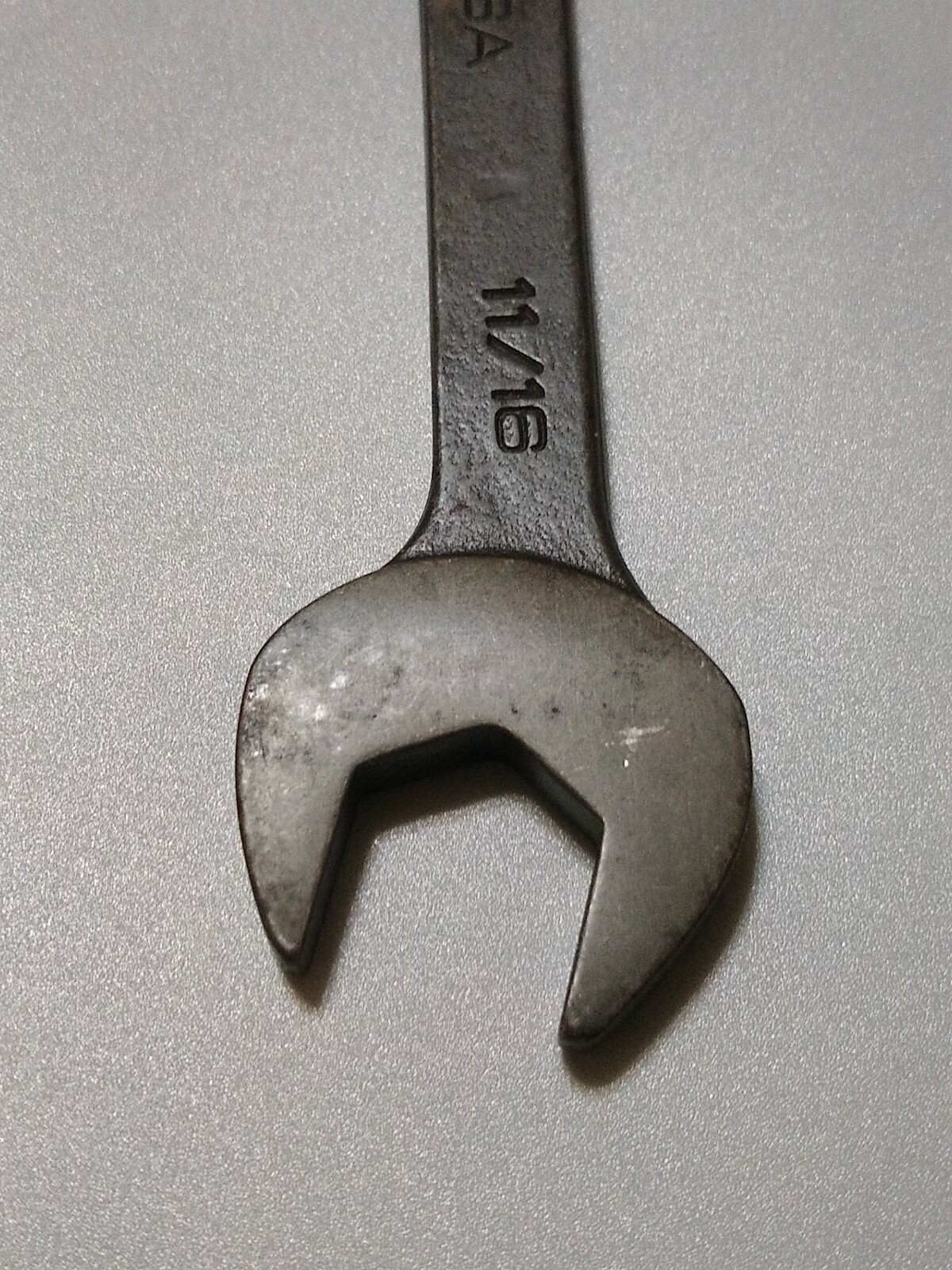MATCO Tools USA WCHB 222, 11/16″ Combo Wrench, 12 Pt. 7.9″ L. Industrial Finish