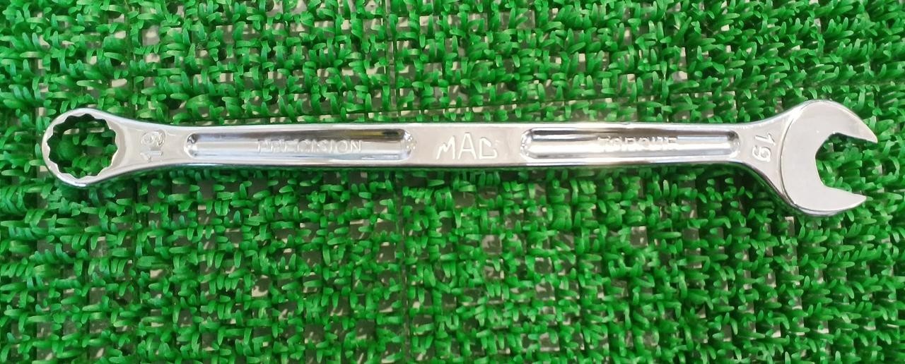 Mac Tools M19CL440 12-Point Metric 19mm Standard Combination Wrench