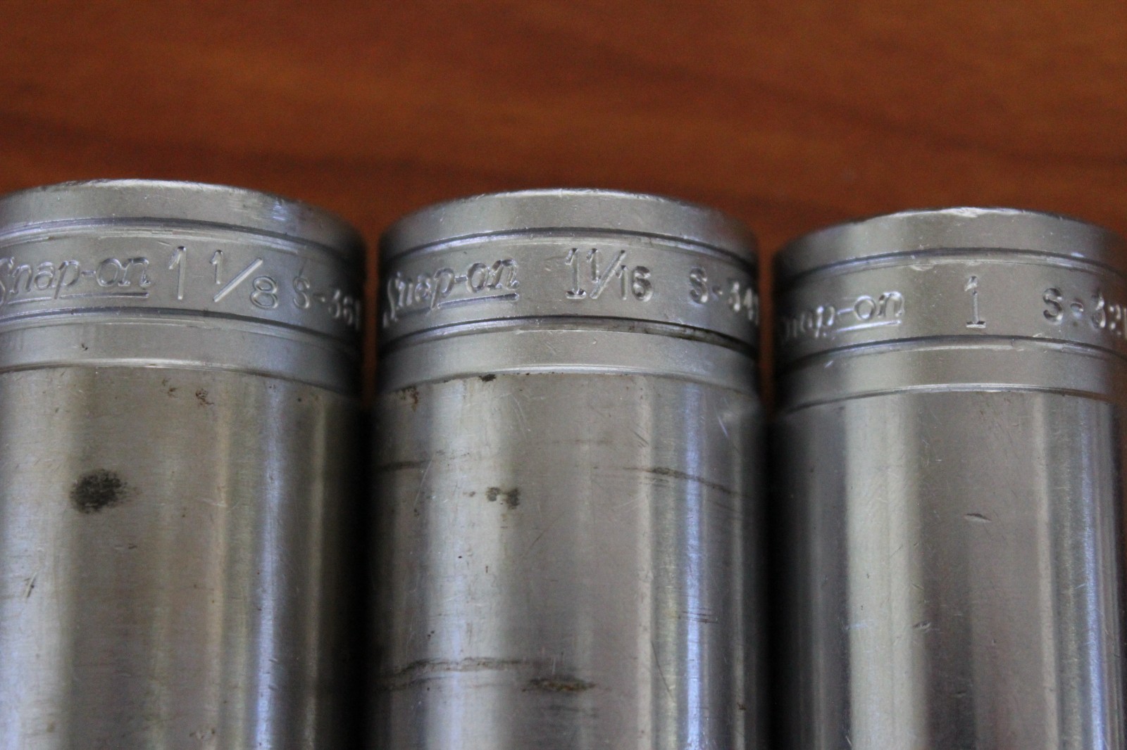 9 pc. Snap-on Tools USA 1/2″ Drive 12-POINT SAE 9/16″ – 1 1/8″ DEEP Socket Set