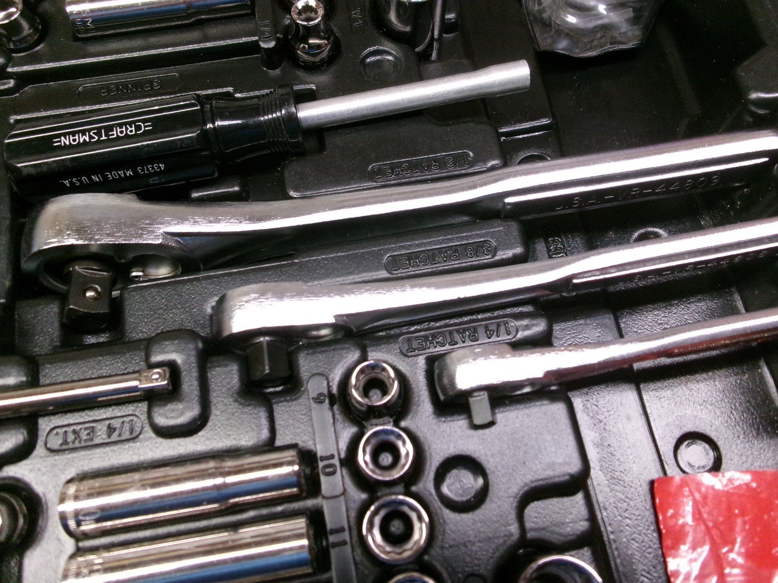Craftsman USA 122 Piece Mechanic Tool Set with Case No 33122 Nice!