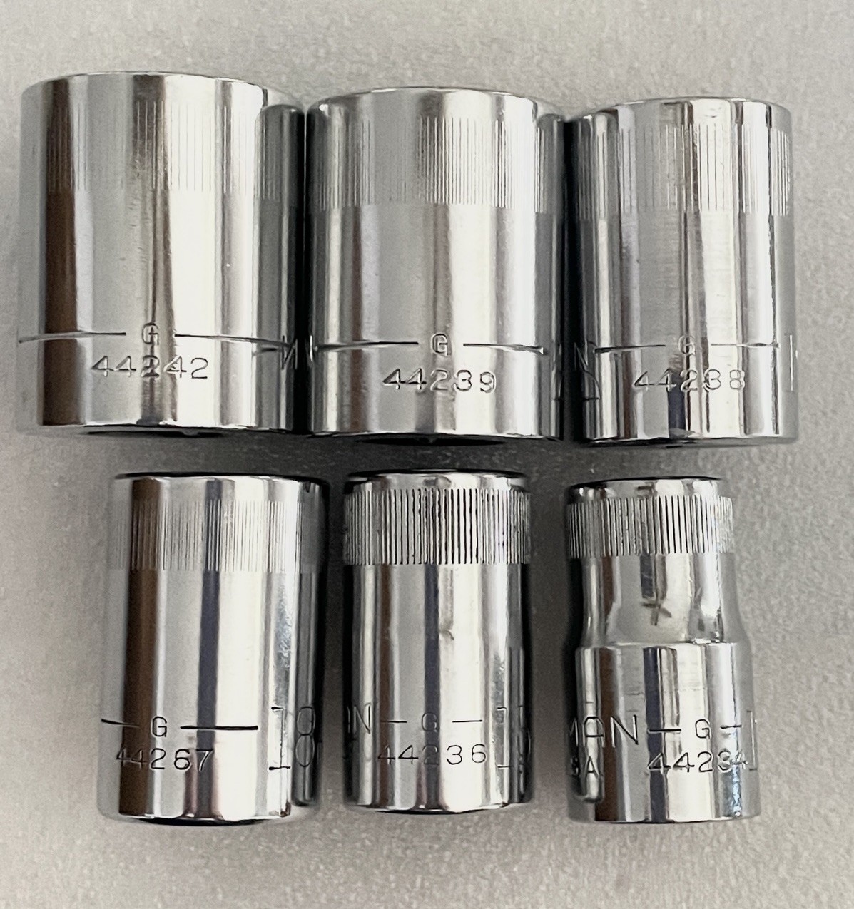 VTG. CRAFTSMAN SET OF 6 G SERIES 12 POINT 1/2” DRIVE METRIC SOCKET SET 13MM-22MM