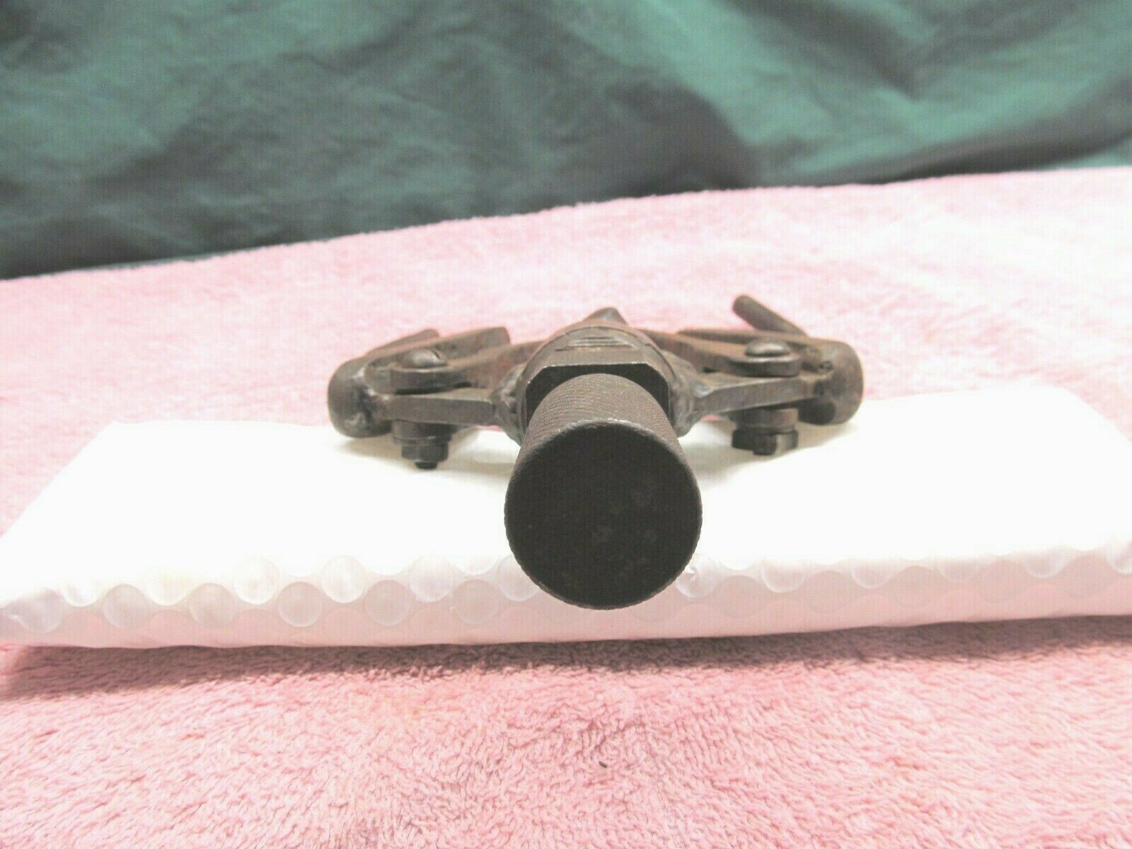 Vintage Antique Primitive Puller or Press, Early or Hand Made, U.S.A.