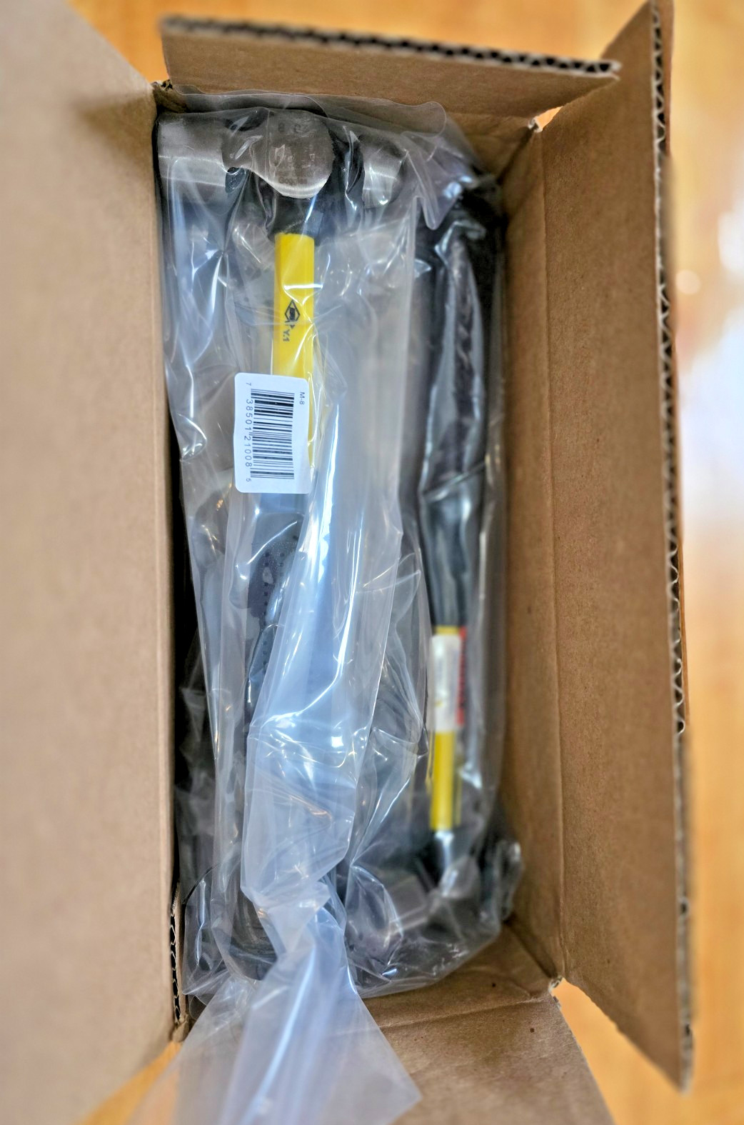 NUPLA Box of (6) 8oz. Ball Pein Hammers M-8 Fiberglass Handle NOS