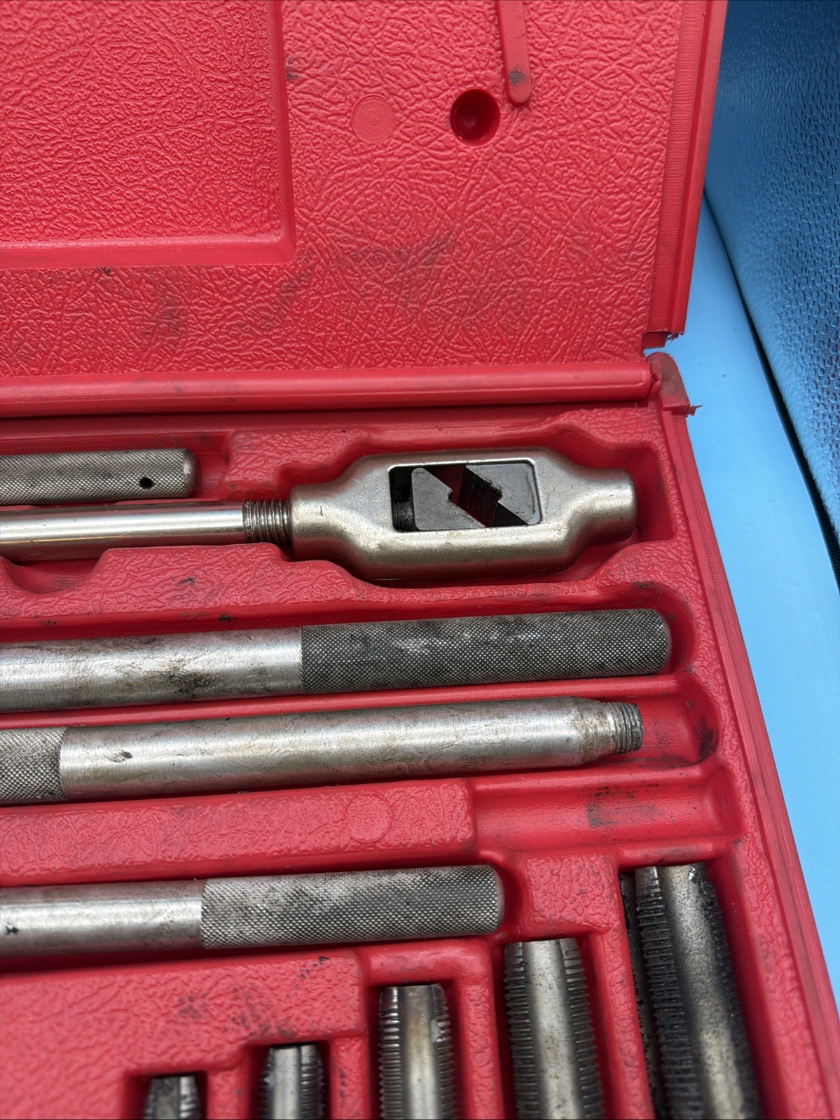 Matco 25 Piece Tap & Die Set SAE 9/16 To 1” Coarse & Fine Tool Set Threading Set