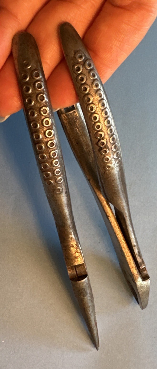 Pair Vintage Snap On Vacuum Grip #386 Diagonal Cutter & No 96 Needle Nose Pliers