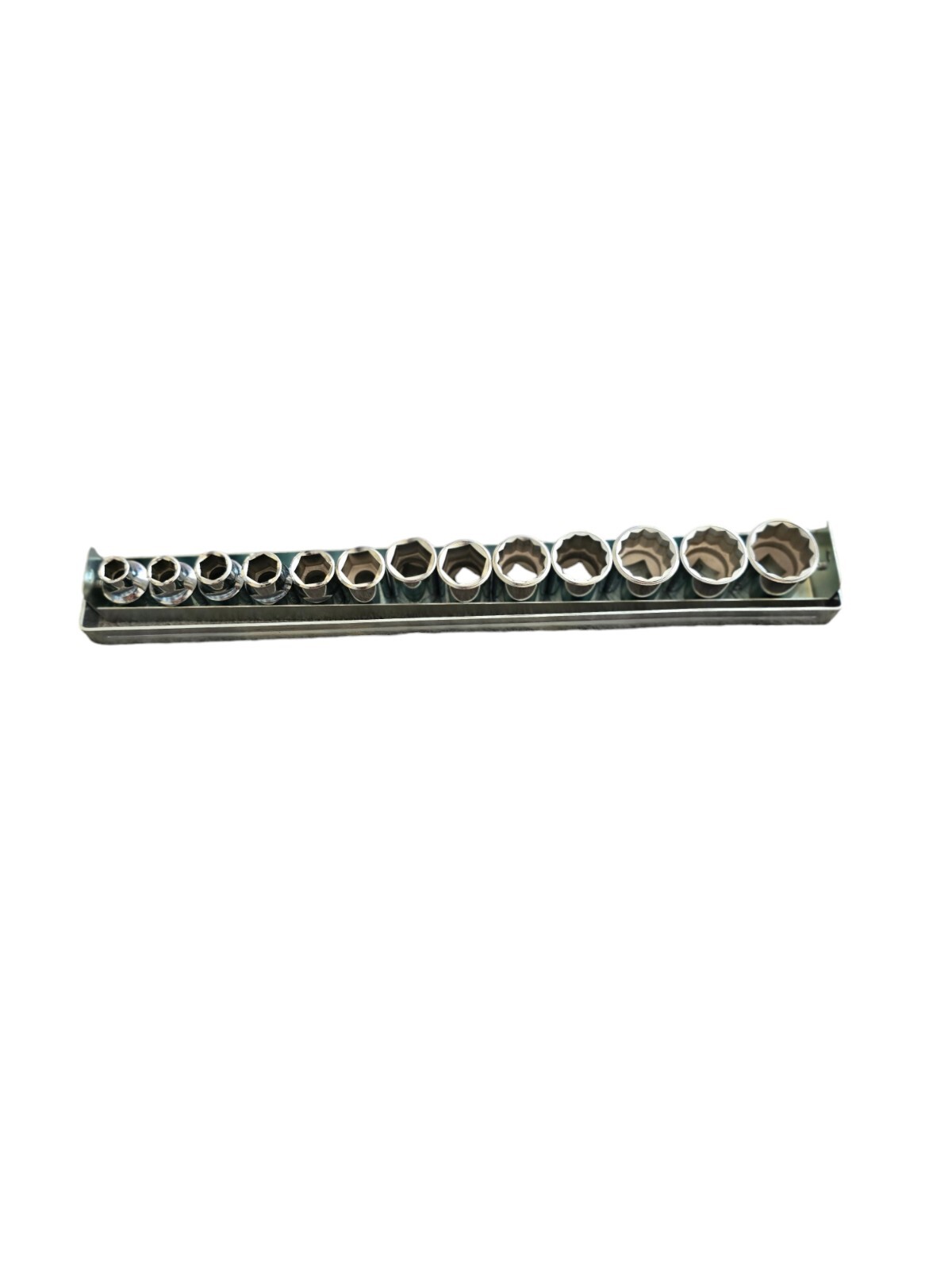 Truecraft 13 Pc. 3/8 inch Drive Metric Standard Socket Set GM300 New Never Used