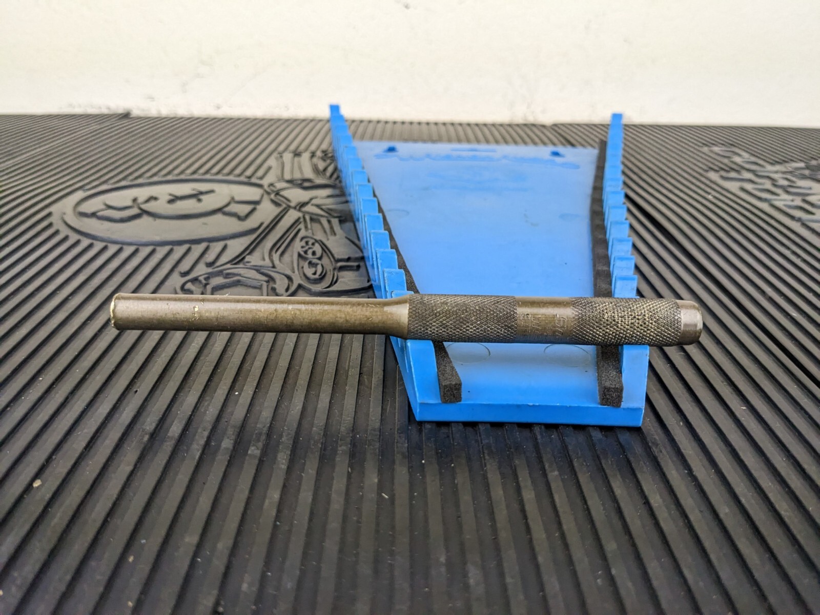 #be279 Snap On Tools PPB612A 6″ Length 3/8″ Bronze Pin Punch