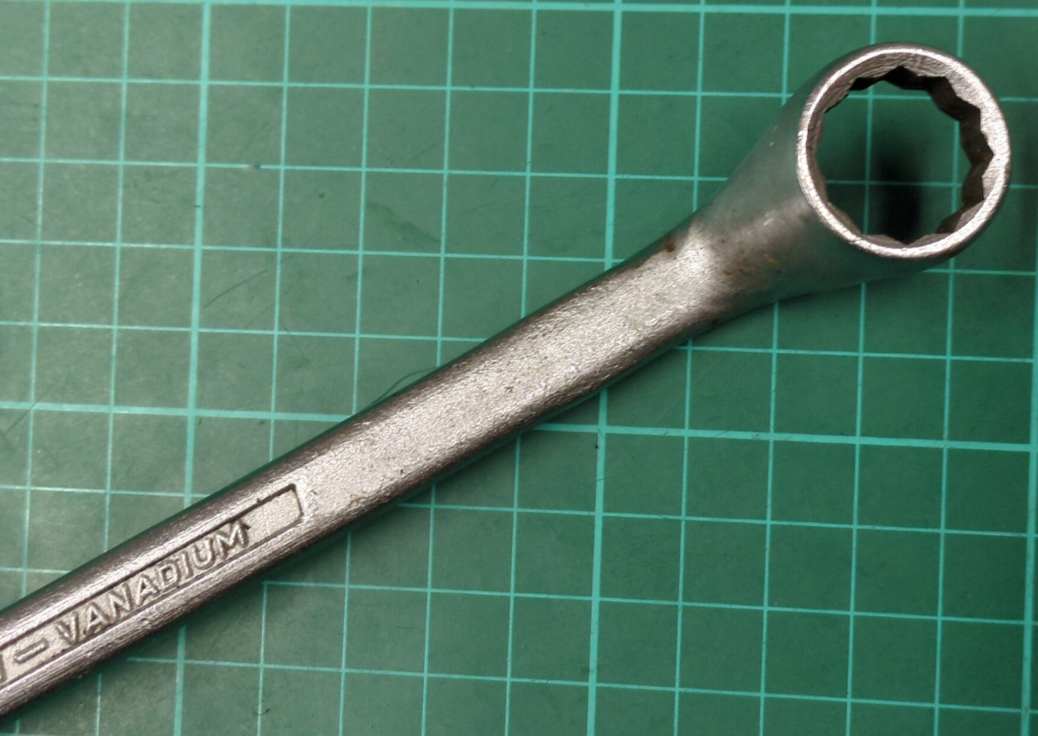 Vintage ELORA No.110 9/16″ x 5/8″ AF Offset Ring Spanner, Made In West Germany