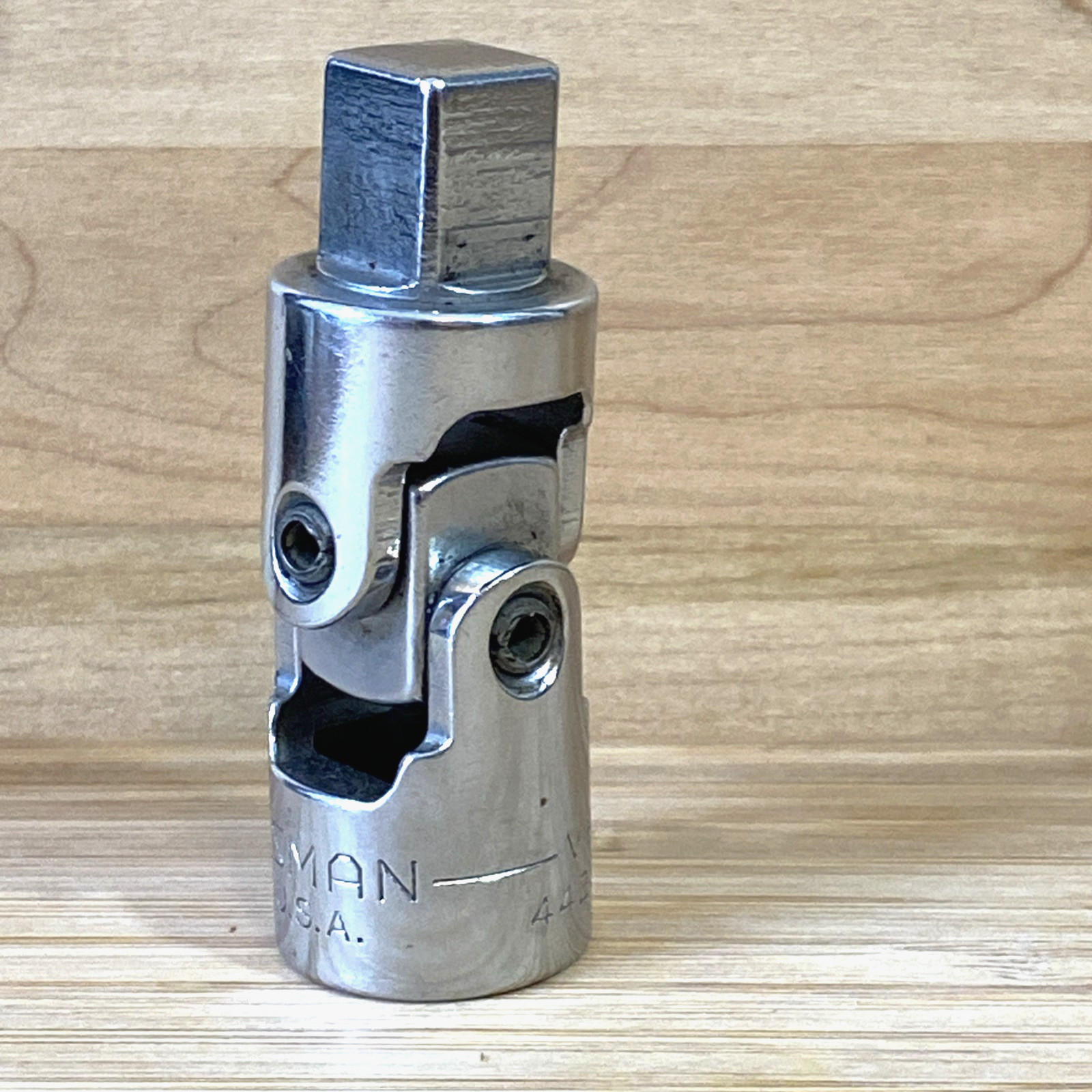 Craftsman USA 1/2″ Drive -V- 4425 Swivel Universal Joint Socket Adapter Mint