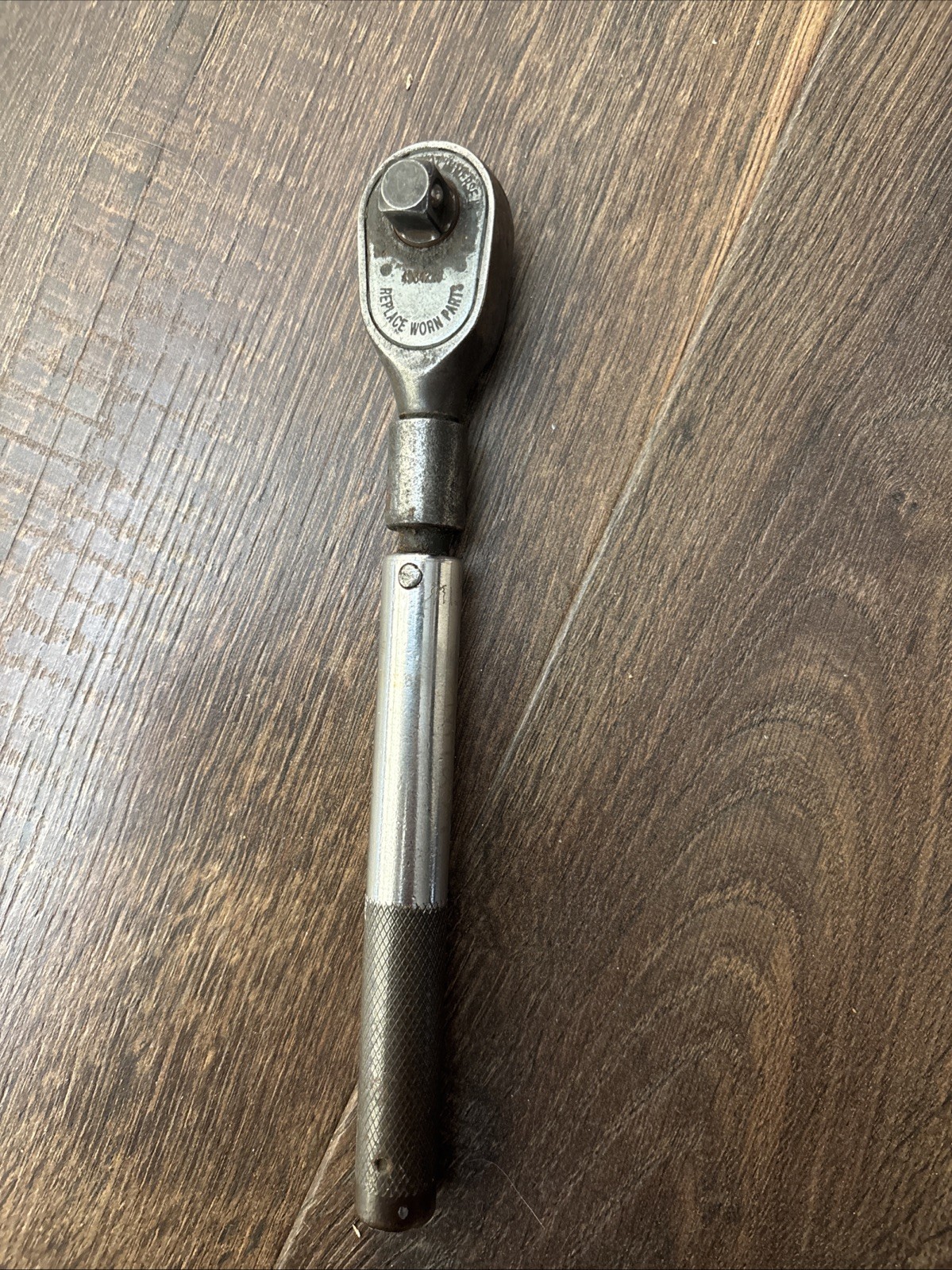 Snap-On 3/8” ratchet, preset torque wrench (15ft lb.)