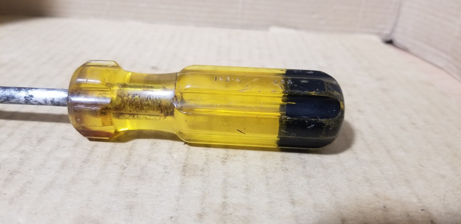 Vintage Crescent Bridgeport USA 143-4 Flat/Slotted Screwdriver , VGC