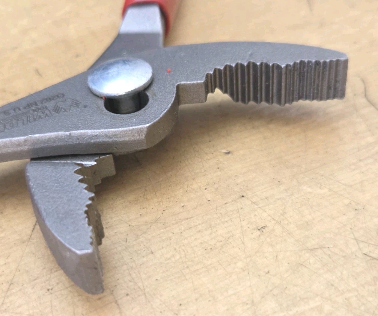 Wilde G262NP – 6-1/2″ Long Soft Grip Slip Joint Pliers- Like New