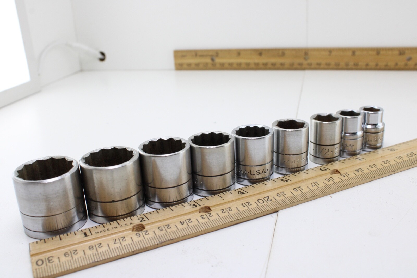 S-K Tools 45128-45112 USA 7/8″-3/8″ 9 Piece 12/6 Pt 3/8 DrSockets Good Cond