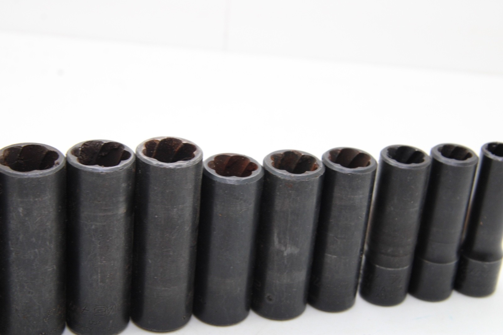 Blue-Point 213TSFSYA 10-17mm 3/8″ Drive DEEP Metric/SAE Twist Impact Socket Set