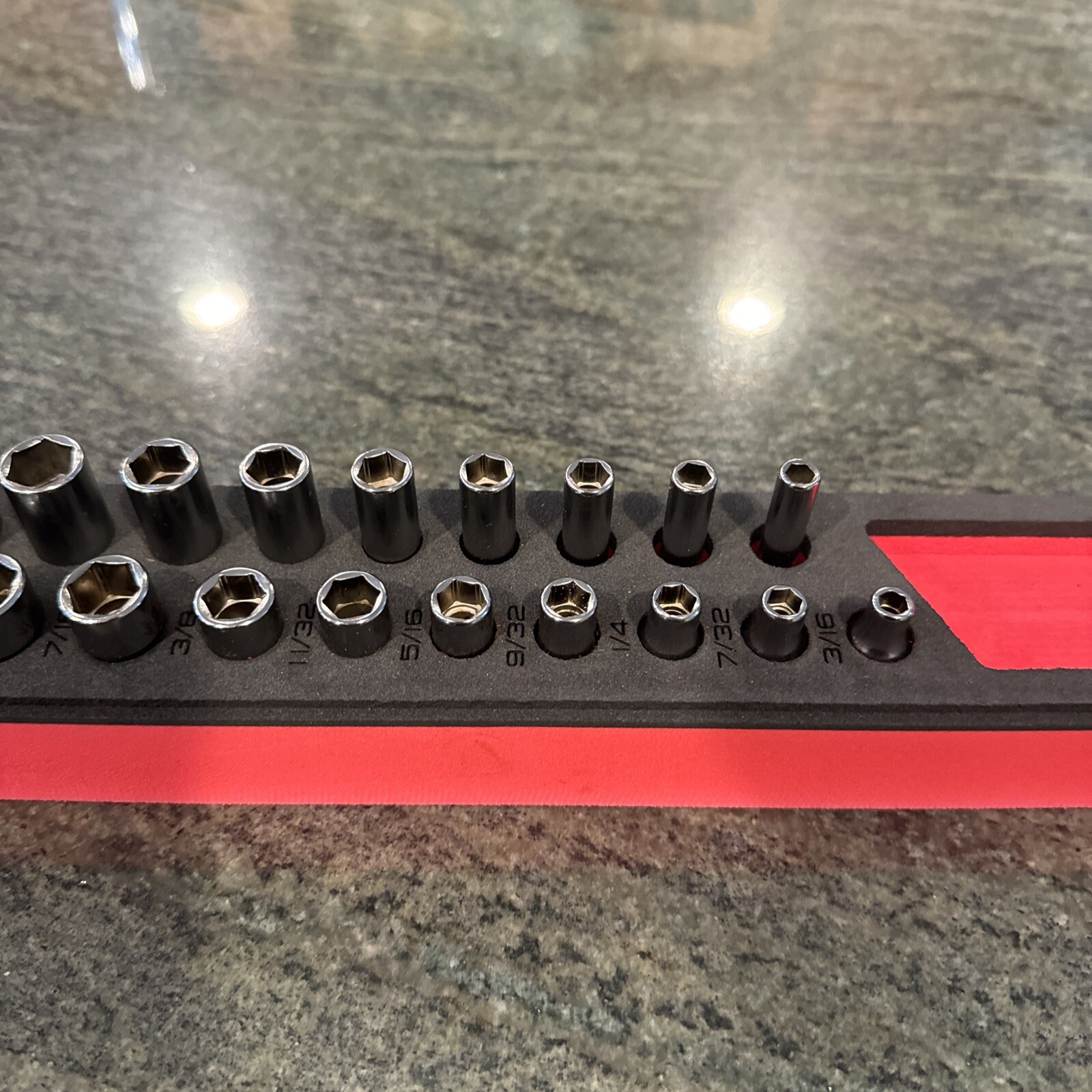 Snap-on 122sttmfr 3/16-5/8” shallow deep 1/4 drive 22 pc foam socket set red new