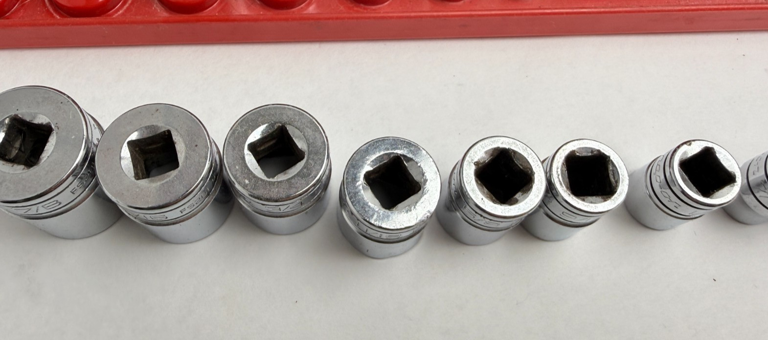 Snap-on Tools USA 24pc 3/8″ Drive SAE Chrome 6pt Shallow & Deep Socket Set