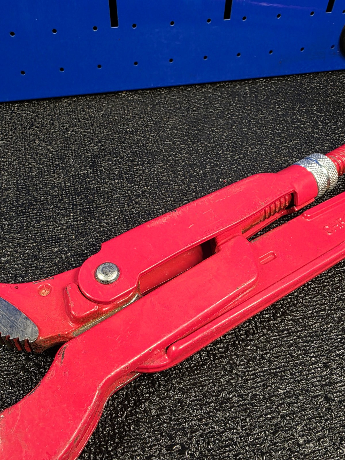 Matco Knipex SPW17 Red 17″ Swedish Pipe Wrench S-SHAPED Germany