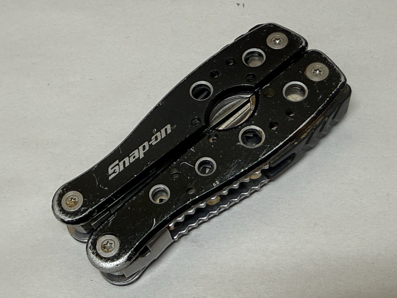 Snap-On Needle Nose Pliers Black Multi Tool Knife