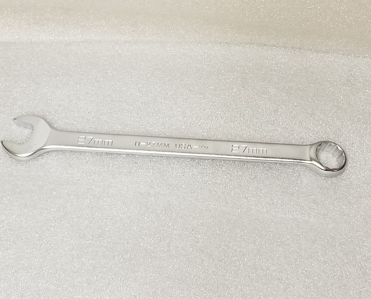 Wright 11-27MM Combination Wrench 27mm 12-Pt 14″OAL Satin Chrome Made in USA