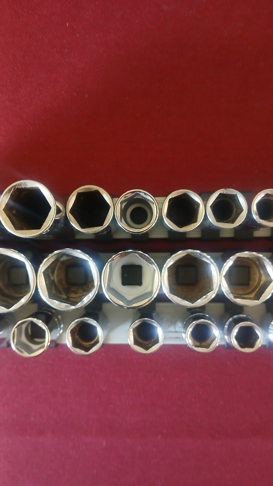 SK Tools USA 31pc 3/8″ Drive 6 pt Metric Sockets 8mm-24mm Shallow 6mm-19mm Deep