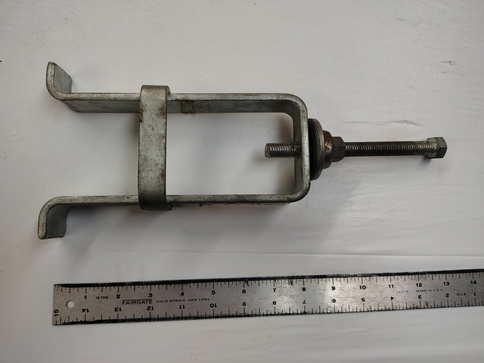 Kent-Moore J-33367 Bearing Cup Puller Bridge – with All Hardware