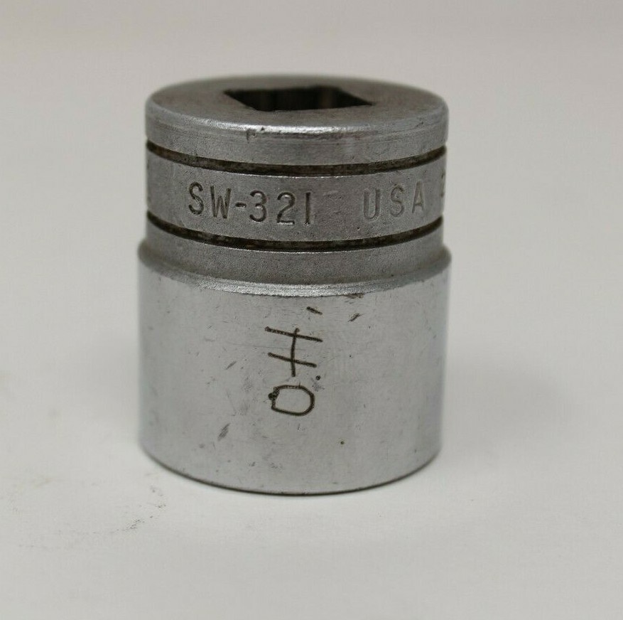 Snap-On Tools 1″ SW 321 12 Point Socket SAE 1/2″ Drive USA