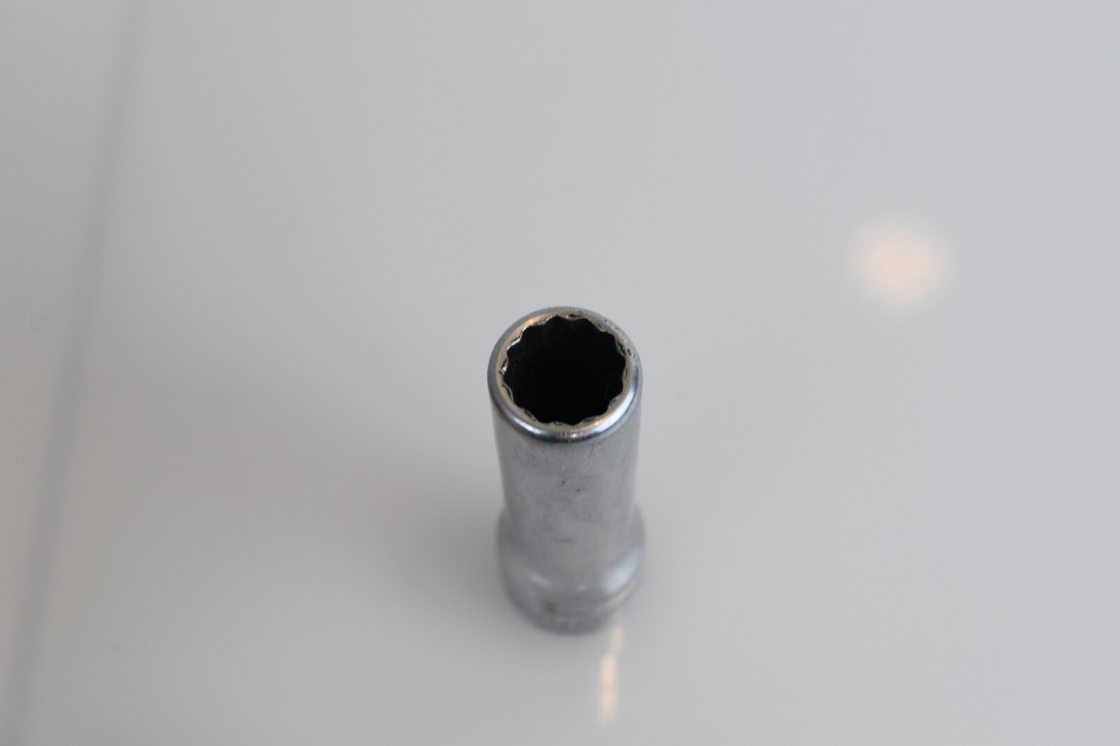 Snap On Tools SF121 3/8″ SAE Flank Drive Deep Socket 3/8″ Drive 12 point USA