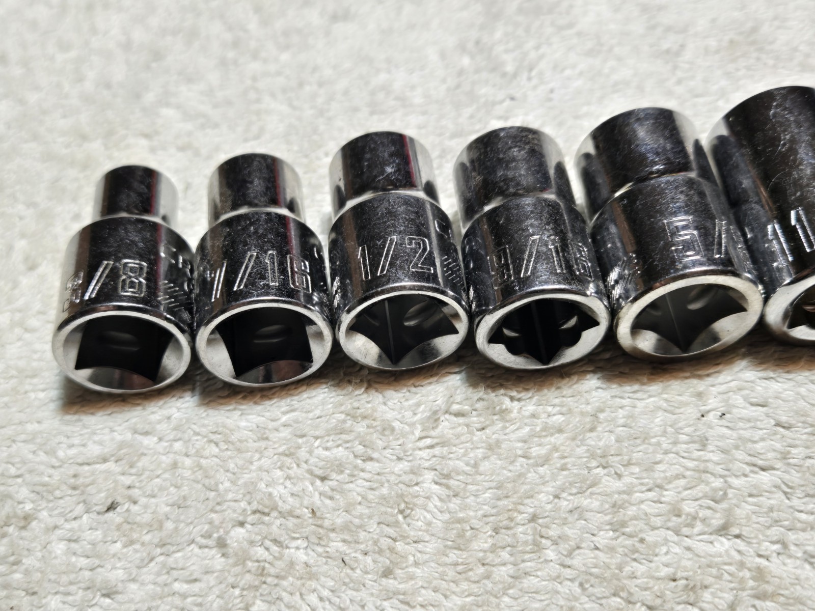 Craftsman SAE Shallow Socket Set 1/2″ Drive 12 Point 3/8″ to 15/16″ 10pc (136)