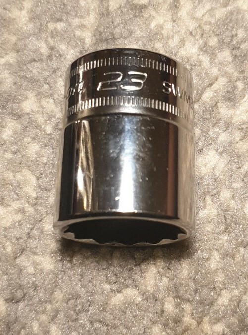 Snap-On SWM231 1/2″ Drive 12-Point 23 mm Flank Shallow Socket Bluepoint