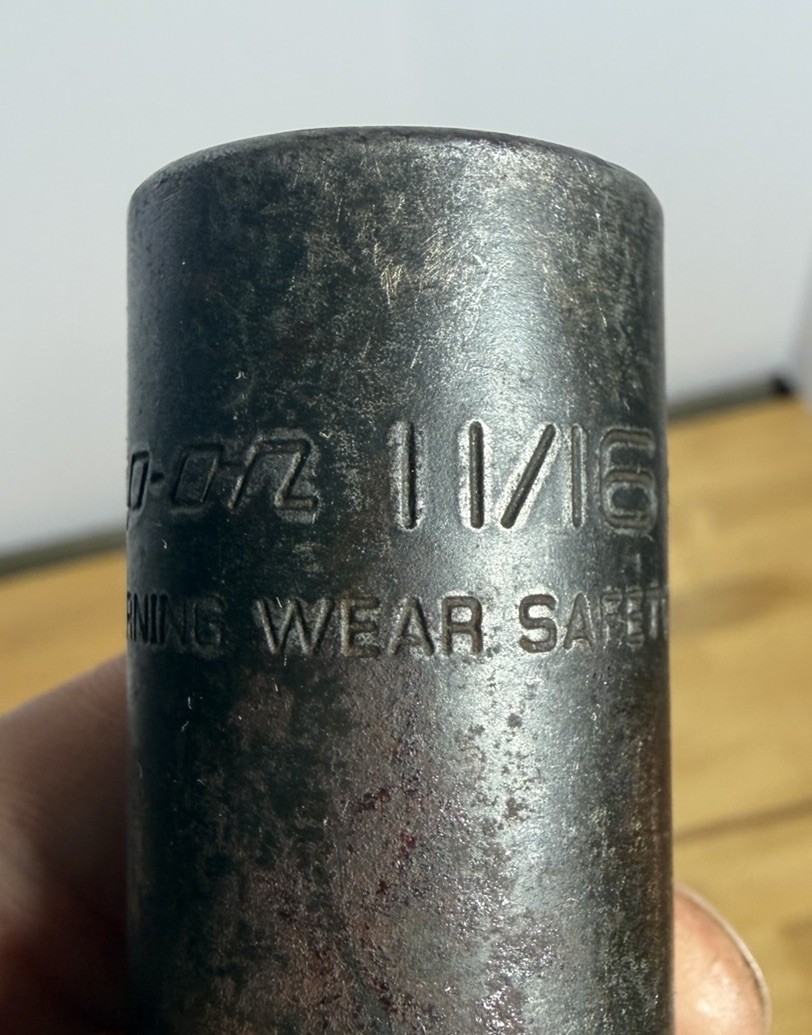Snap-on tools Used 1/2 drive 11/16” metric Deep Impact Socket SIMM220