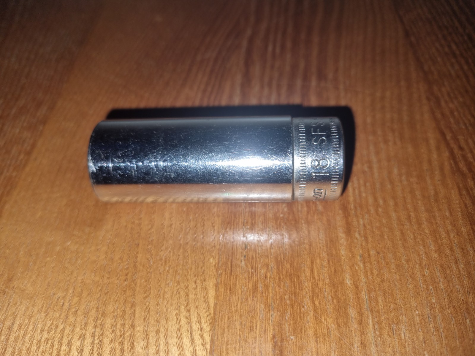 Snap-on SFSM18 18mm 3/8″ drive 6-point deep socket Tool