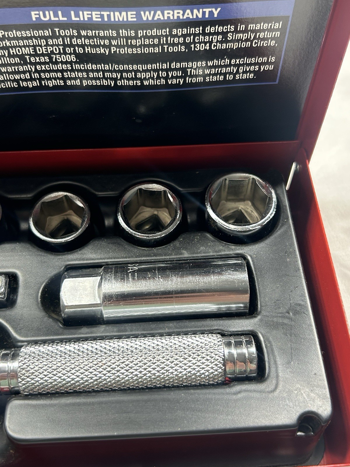 HUSKY PROFESSIONAL 12 Piece 3/8” Drive Socket Set #40003 Metal Case Made In USA
