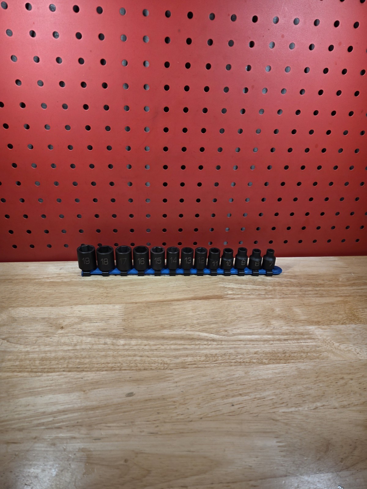 Matco Tools Adv SBPM136V 7-19mm 3/8″ Drive Shallow 6-Point Impact Socket Set