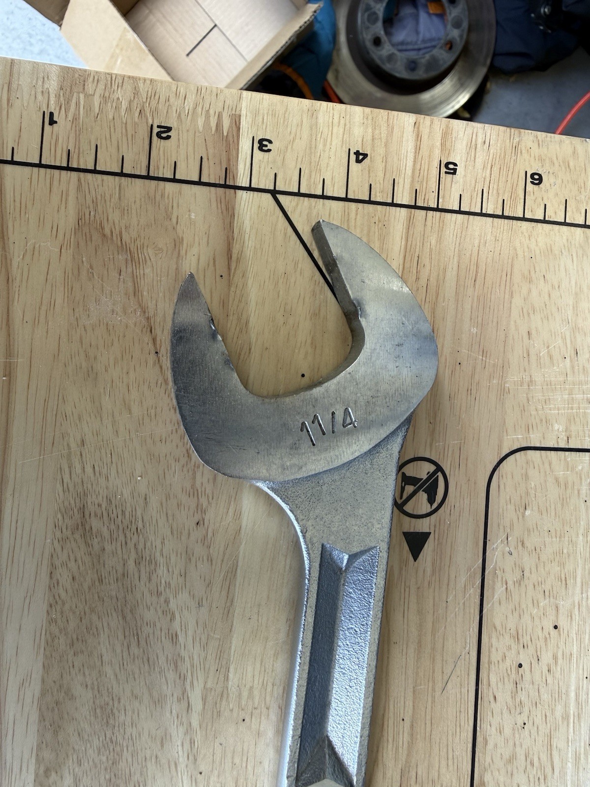 Snap-On Tools 1-1/4″ Four-Way Angle Open End Wrench VS5240