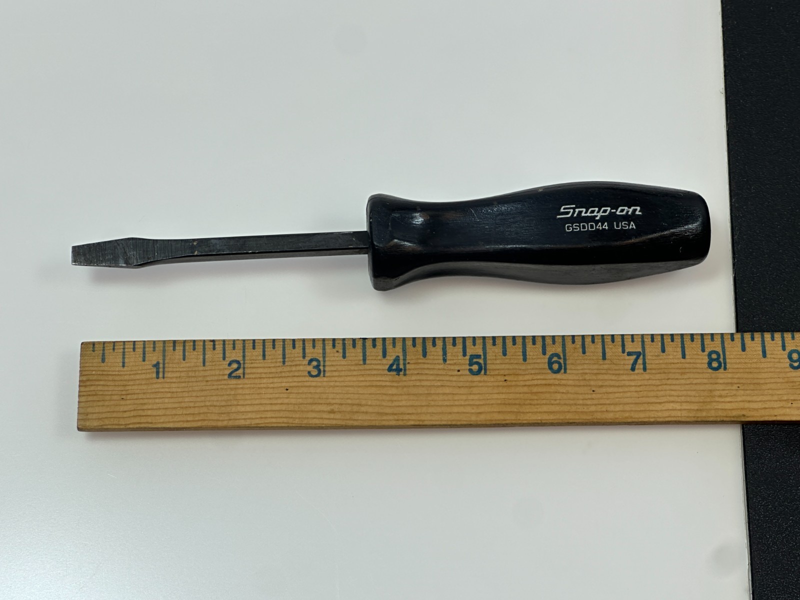 Snap On Tools USA GSDD44 Square Shank Industrial Heavy Duty Screwdriver, Black