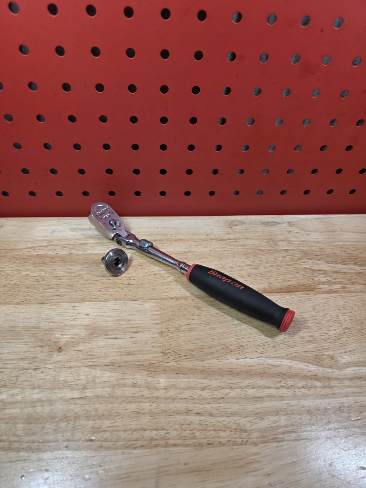 Snap-on THLX72 1/4″ Locking Flex Head Soft Grip Ratchet RED & Blue-Point Spinner