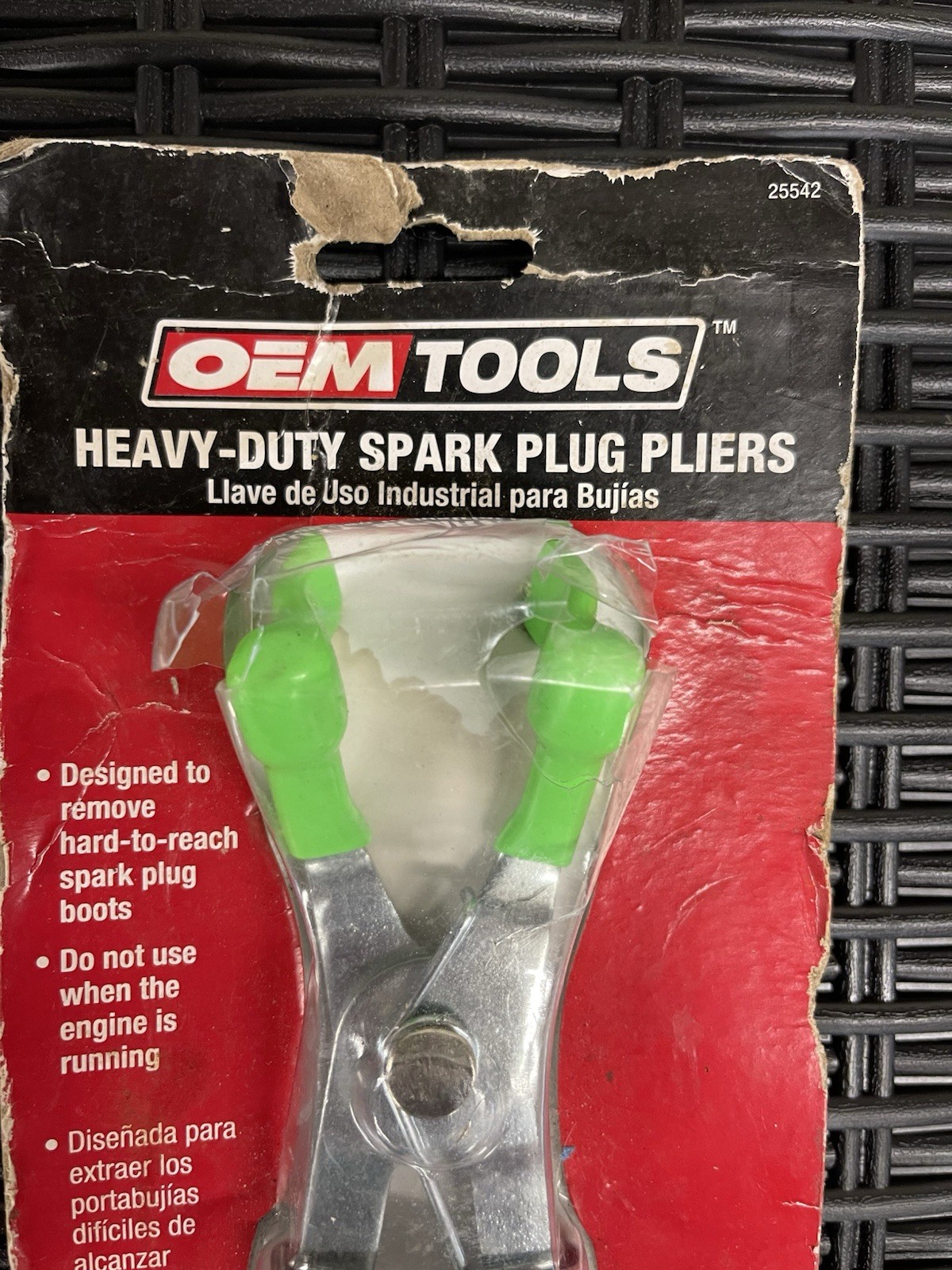 OEM TOOLS Spark Plug Pliers 9in, Heavy Duty, 25542