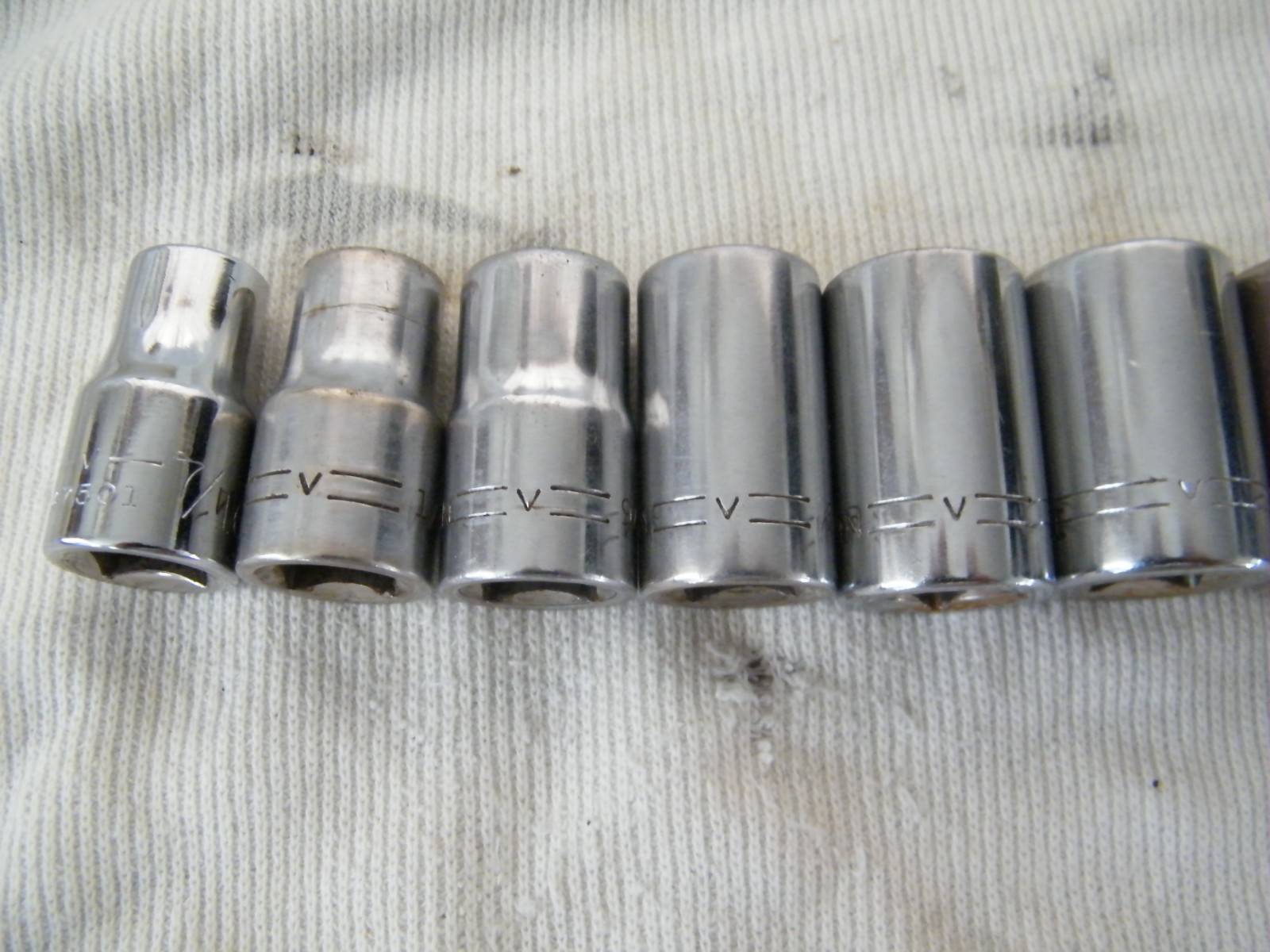 12-piece CRAFTSMAN 1/2 drive Shallow 7/16″ to 1-1/8″ 12-p Socket Set USA