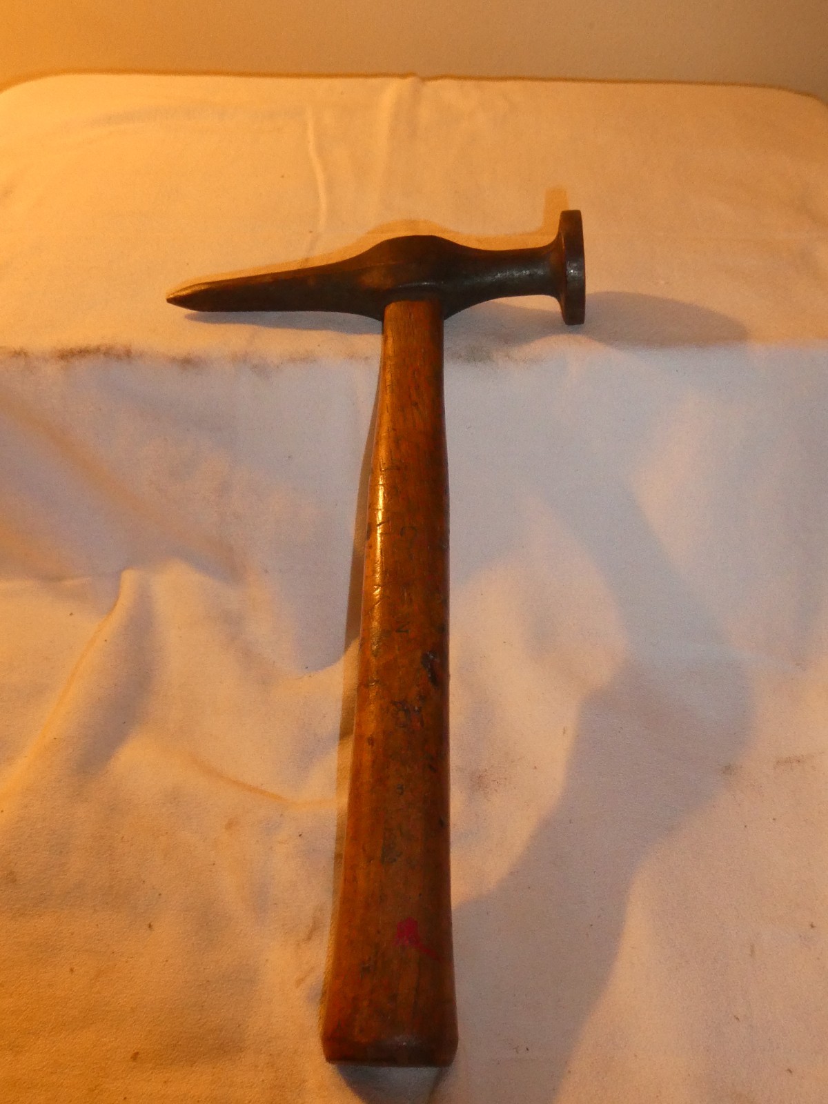 Vintage Auto Body Repair Metal Forming Planishing pecking Hammer Wood Handle