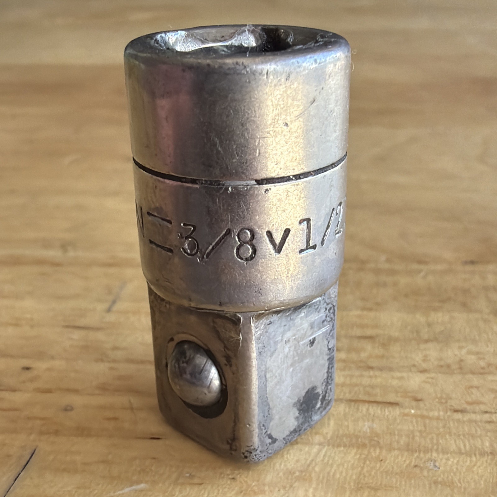 Craftsman Tools 3/8″ Female Drive to 1/2″ Male Socket Adapter V =V= Series USA