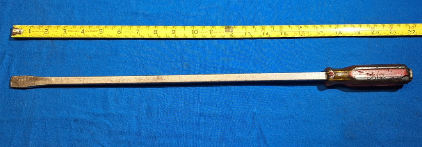 Vintage Mac Tools PL18 red and yellow handle striking pry bar 21″ long